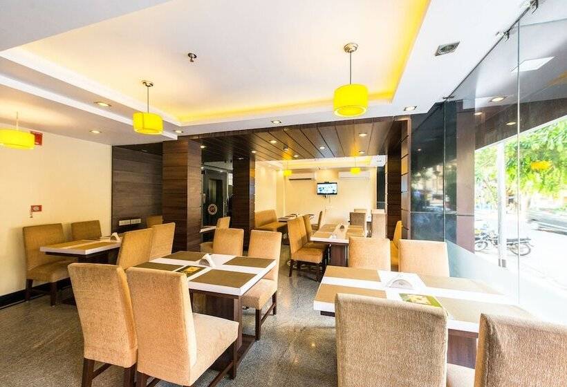 Fotos del hotel Treebo Trend Globe International:  12