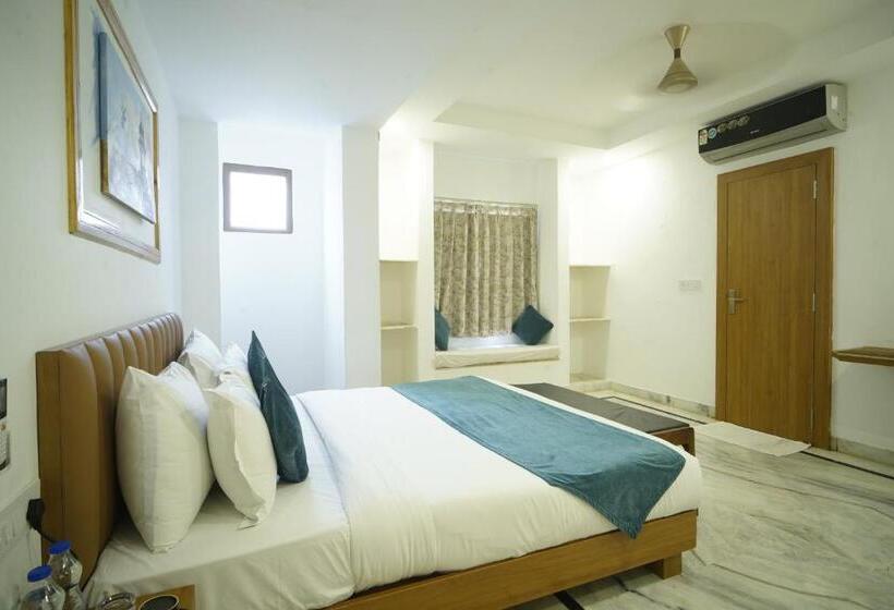 Fotos del hotel Udai Niwas  By The Lake:  20