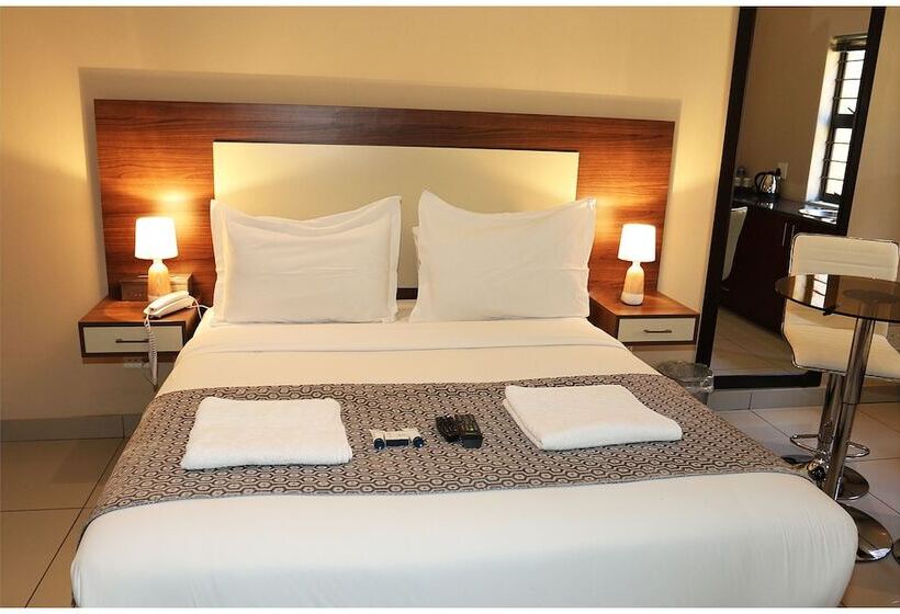 Fotos del hotel Eagle Nest Luxury Accommodation:  11