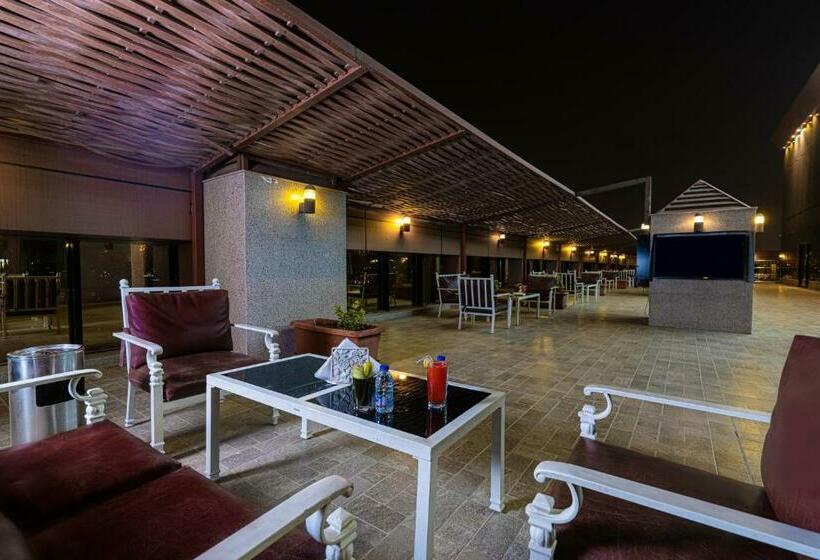 Fotos del hotel Platinum Seventy:  56