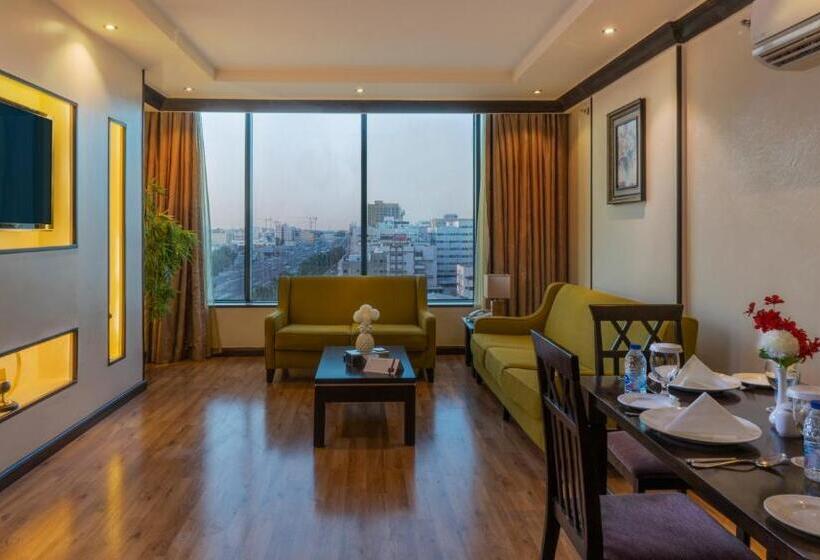 Fotos del hotel Platinum Seventy:  61