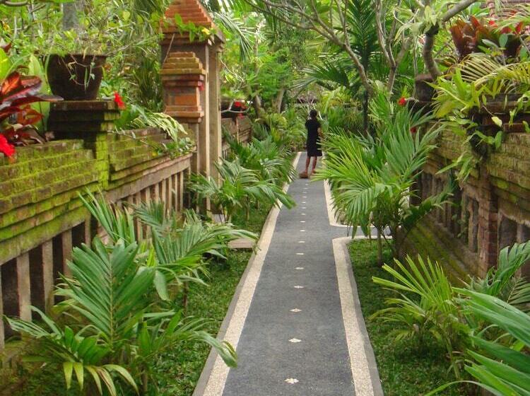 Fotos del hotel Puri Asri Villa:  10