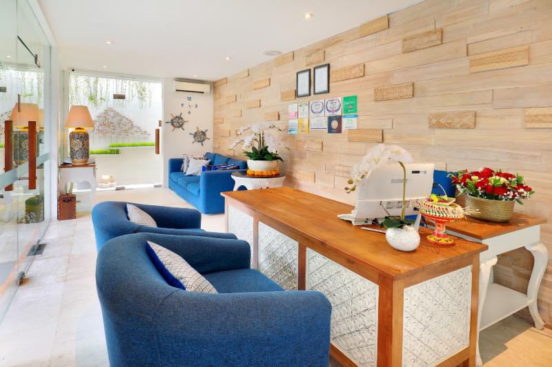 Fotos del hotel Aleva Villa:  10