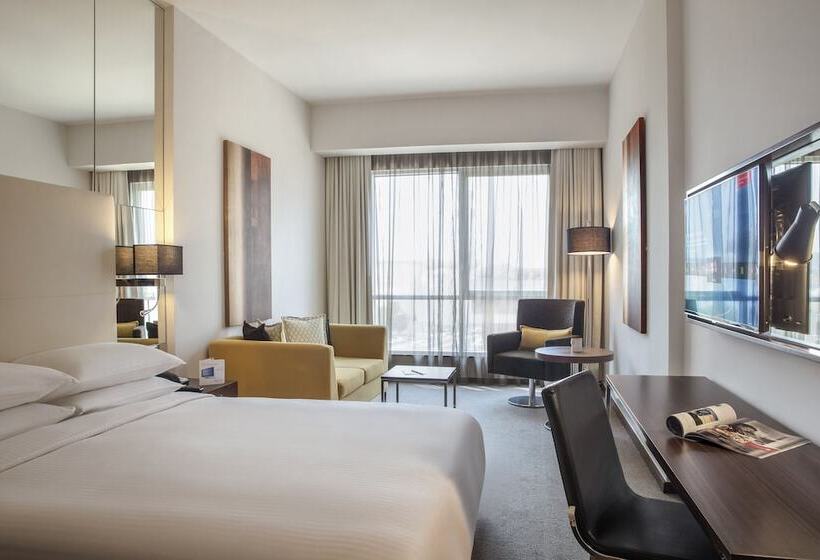 Centro Shaheen Jeddah By Rotana