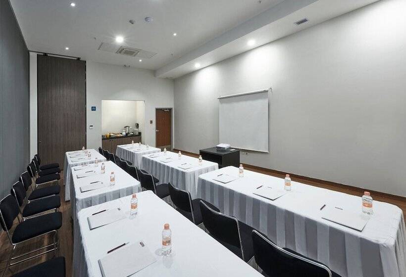 Fotos del hotel City Suites Tijuana Rio:  6