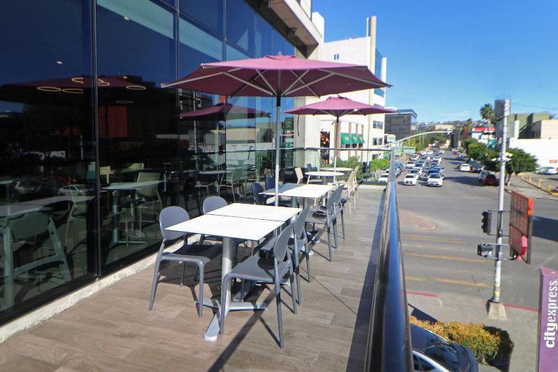 Fotos del hotel City Suites Tijuana Rio:  8