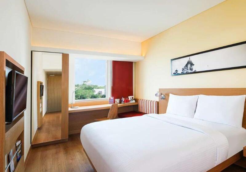 Fotos del hotel Ibis Hyderabad Hitech City:  2