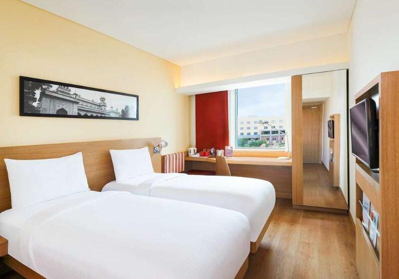 Fotos del hotel Ibis Hyderabad Hitech City:  11