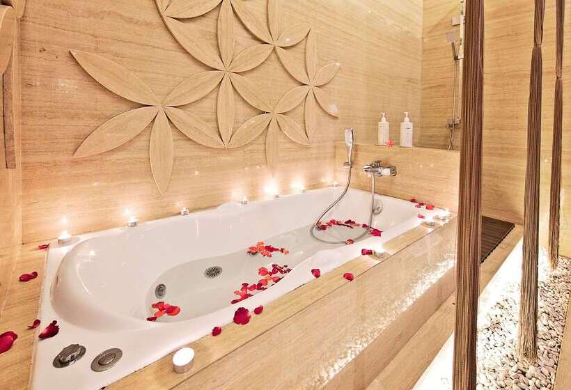 Fotos del hotel Melia Makassar:  25