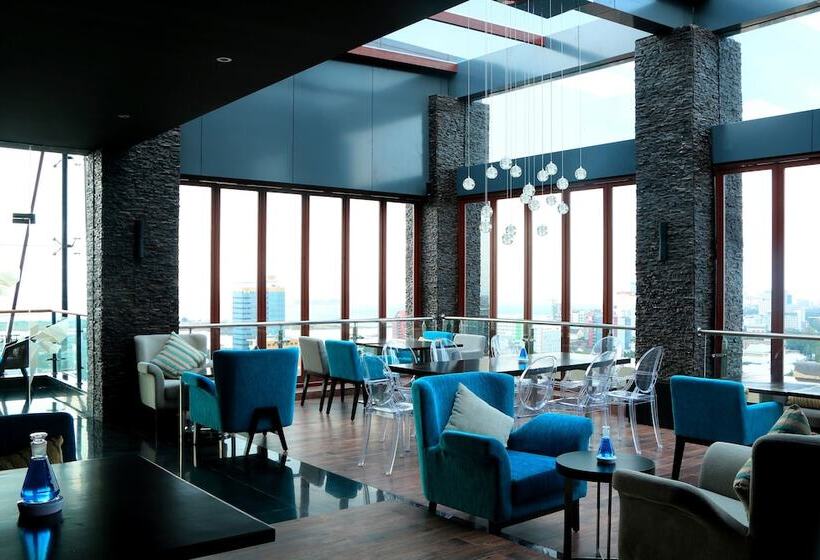 Fotos del hotel Melia Makassar:  47