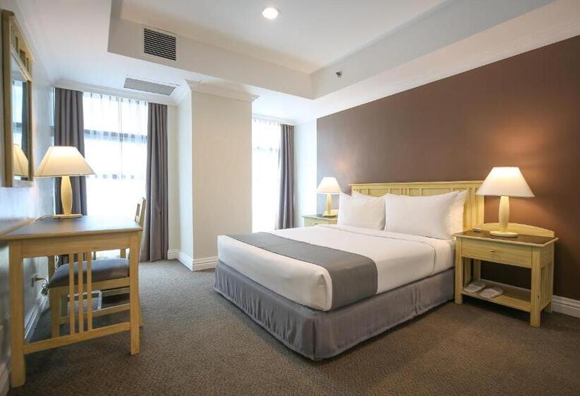 Fotos del hotel Infinity Tower Suites:  13