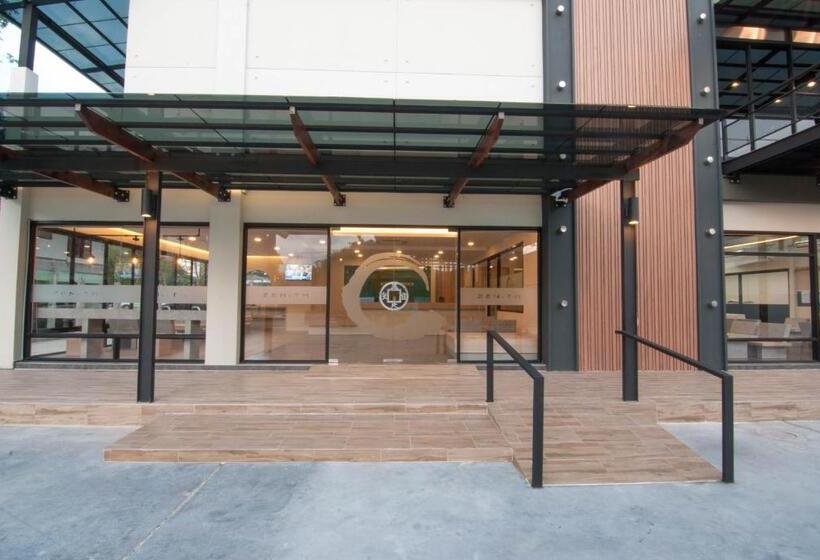 Fotos del hotel The Zenith Residence:  7