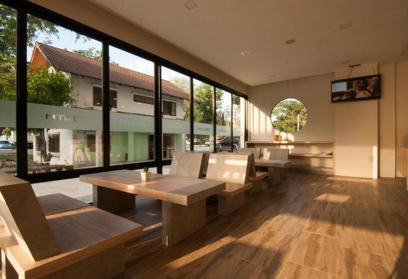 Fotos del hotel The Zenith Residence:  5