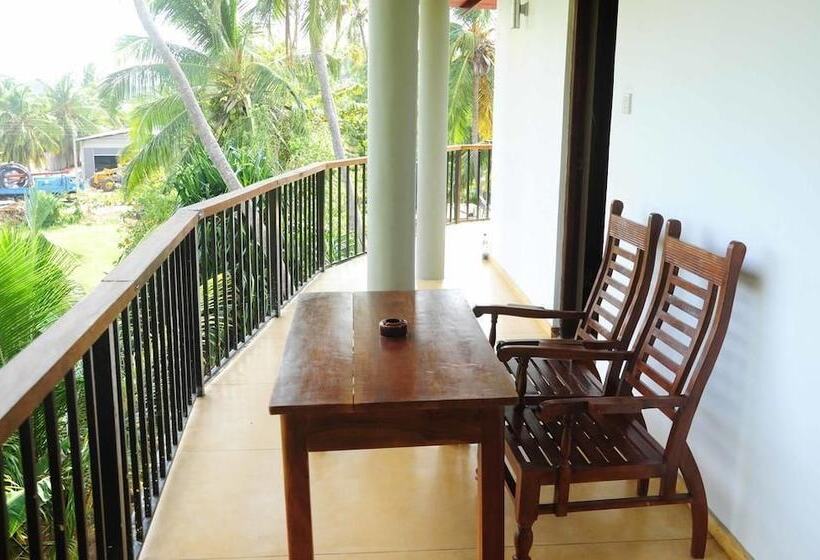 Fotos del hotel Traveller S Home:  5