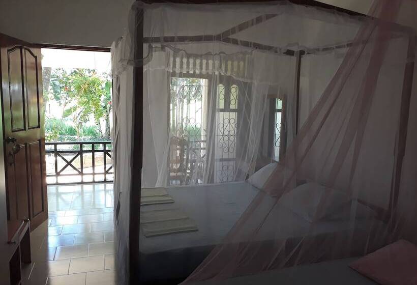 Fotos del hotel Traveller S Home:  21