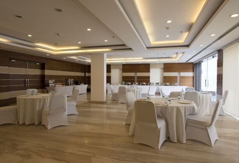 Fotos del hotel Stately Suites Golf Course Road:  20