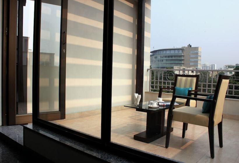 Fotos del hotel Stately Suites Golf Course Road:  16