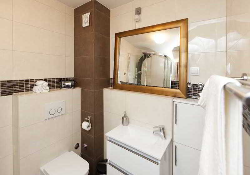 Fotos del hotel Apartments Perla:  8