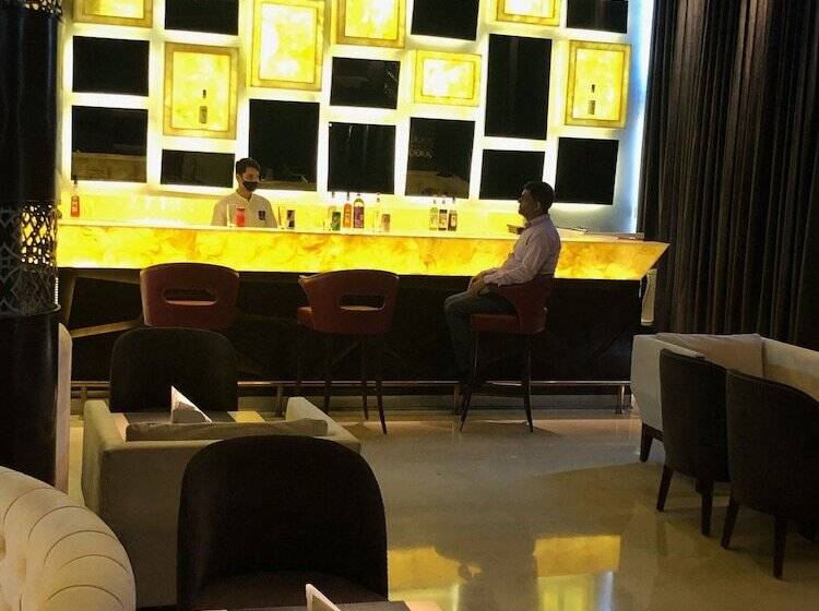 Fotos del hotel KST Sarovar Portico:  4