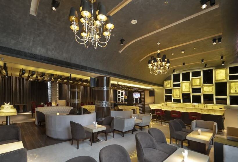 Fotos del hotel KST Sarovar Portico:  13