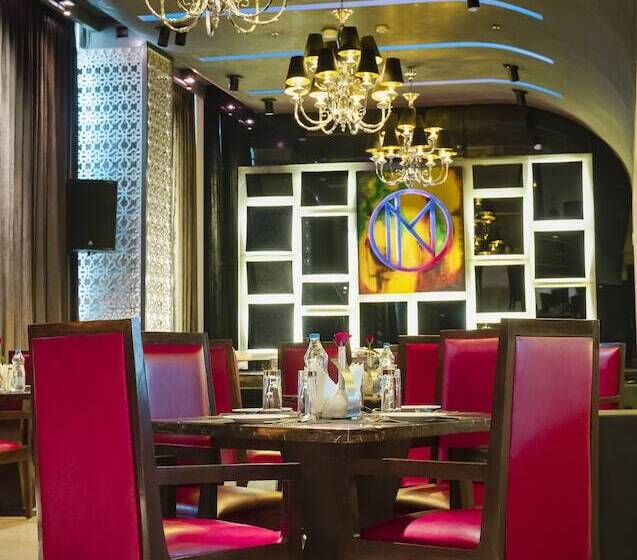 Fotos del hotel KST Sarovar Portico:  8