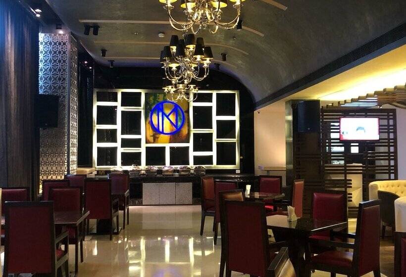 Fotos del hotel KST Sarovar Portico:  17