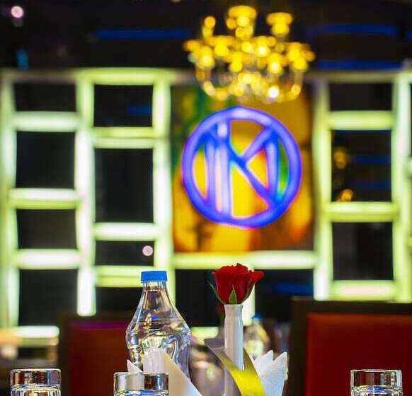 Fotos del hotel KST Sarovar Portico:  19