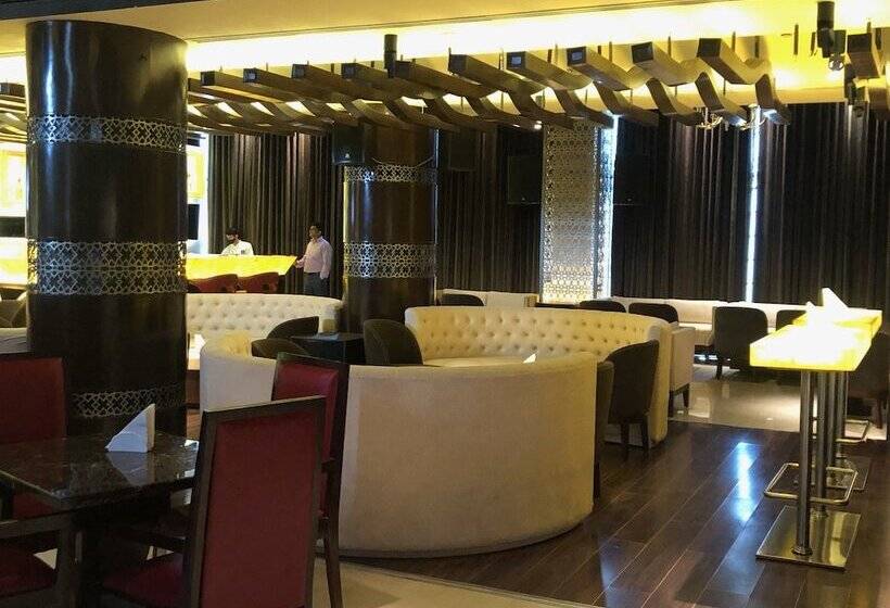 Fotos del hotel KST Sarovar Portico:  24