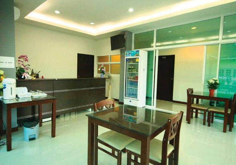 Fotos del hotel Baan Samrarn:  2