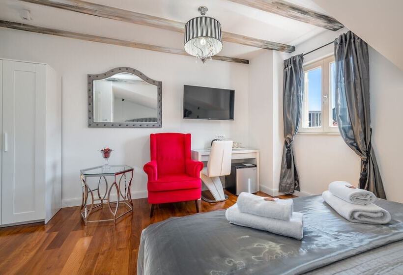 Fotos del hotel Galeria Valeria Seaside Downtown - Mag Quaint & Elegant Boutique Hotels:  24