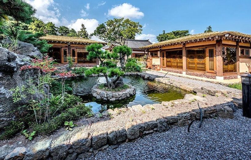 Fotos del hotel Jeju Hanok  Hallagung:  23