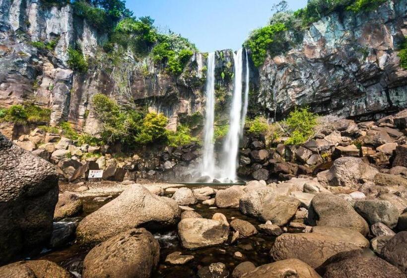 Fotos del hotel Jeju Hanok  Hallagung:  7