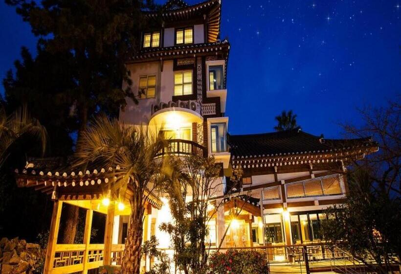 Jeju Hanok  Hallagung