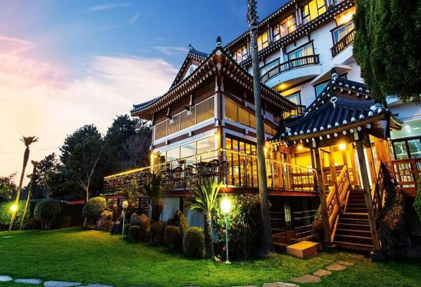 Fotos del hotel Jeju Hanok  Hallagung:  24