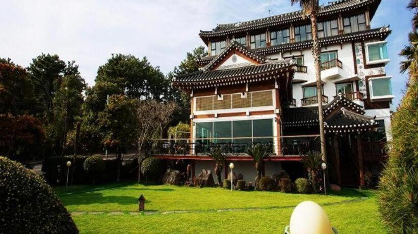 Fotos del hotel Jeju Hanok  Hallagung:  19