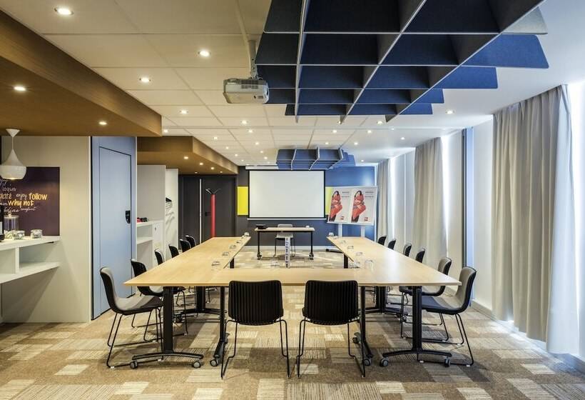 Fotos del hotel Ibis Yerevan Center:  21