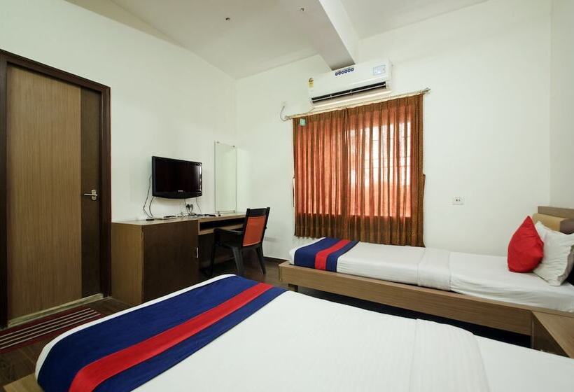 Fotos del hotel OYO 1805 Blue Orchid Corporate Inn:  10