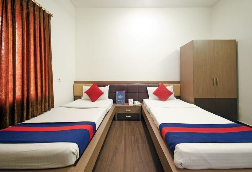 Fotos del hotel OYO 1805 Blue Orchid Corporate Inn:  2