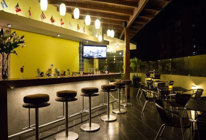 Fotos del hotel El Faro Inn:  4