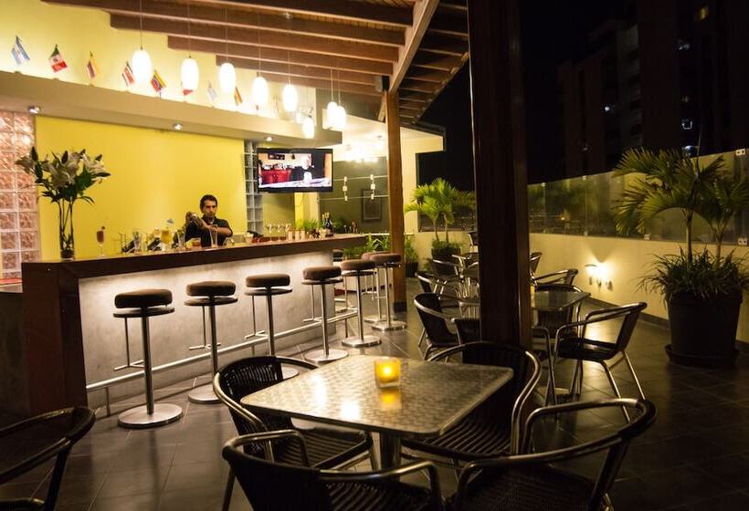 Fotos del hotel El Faro Inn:  13