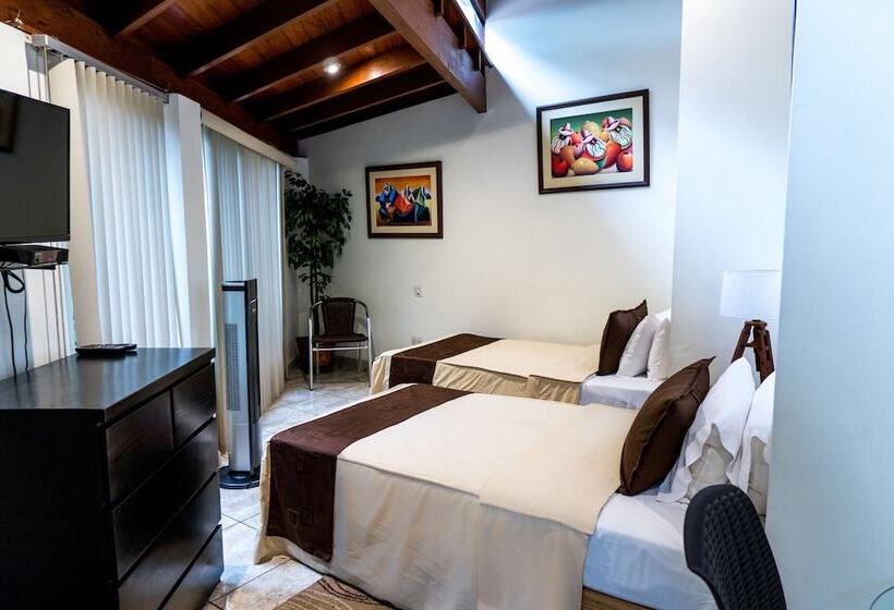 Fotos del hotel El Faro Inn:  21