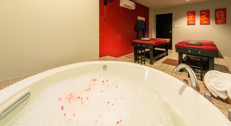 Fotos del hotel Recenta Phuket Suanluang:  7