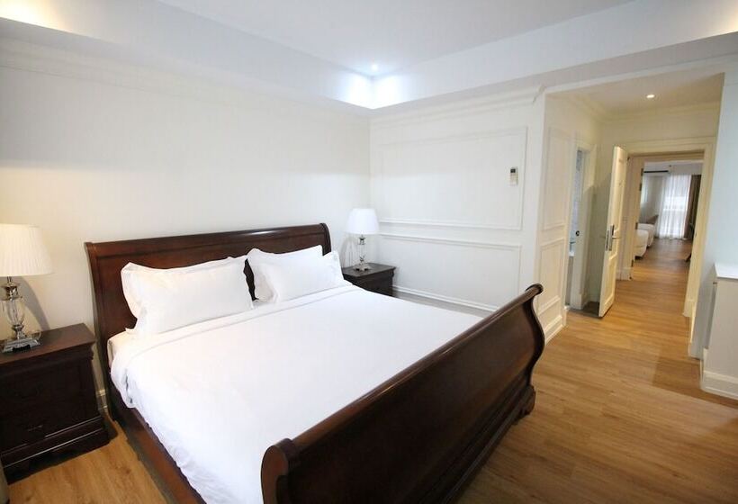 Fotos del hotel Sasha House:  7