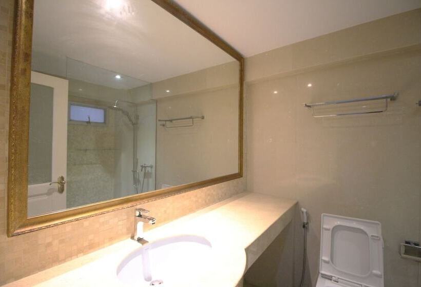 Fotos del hotel Sasha House:  17