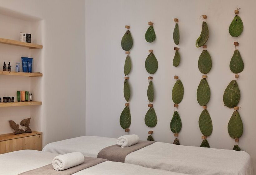 Naxian Utopia Luxury Villas & Suites