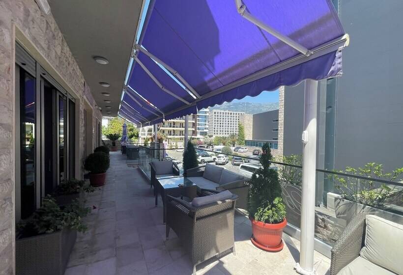 Fotos del hotel Butua Residence:  6