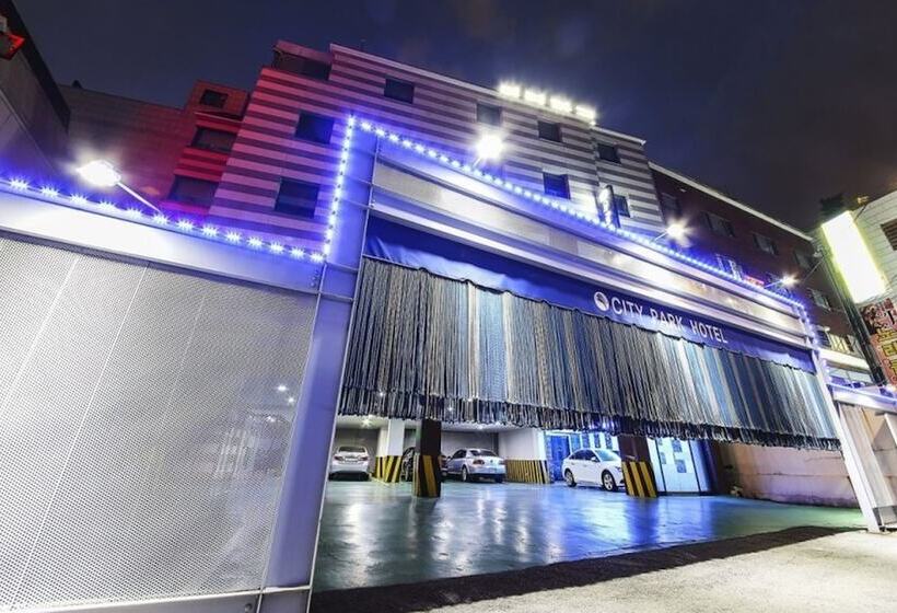 Fotos del hotel City Park:  7