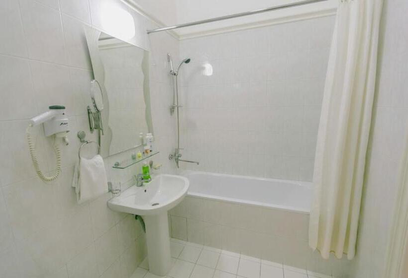 Fotos del hotel Konstantin:  5