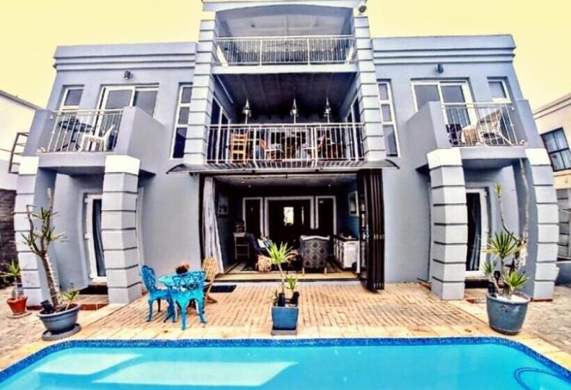 Fotos del hotel Sandcastle House Bed & Breakfast:  23