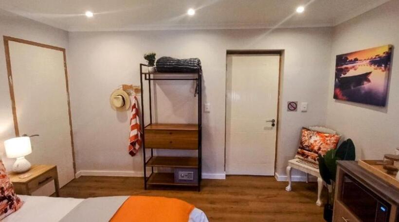 Fotos del hotel Sandcastle House Bed & Breakfast:  9